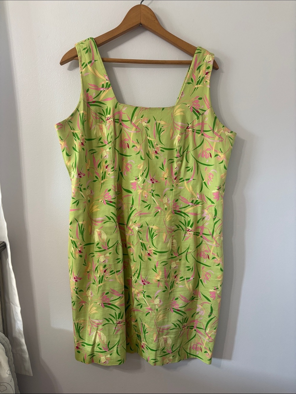 Amanda Smith Lime Green Floral Square-Neck Shift Dress